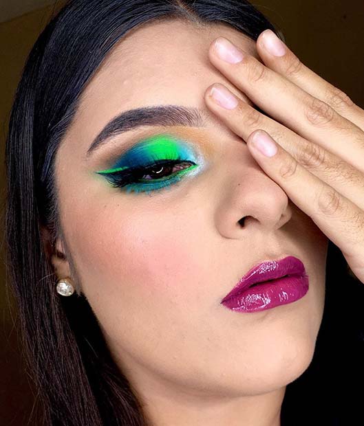 Make -up Neon Blue and Green Eye