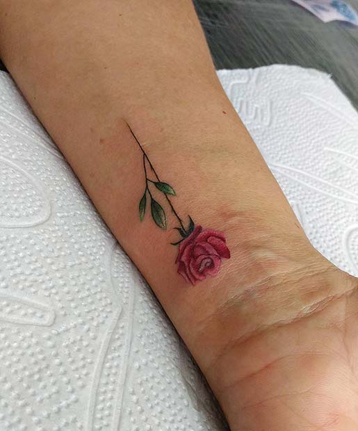Krásne ružové tetovanie