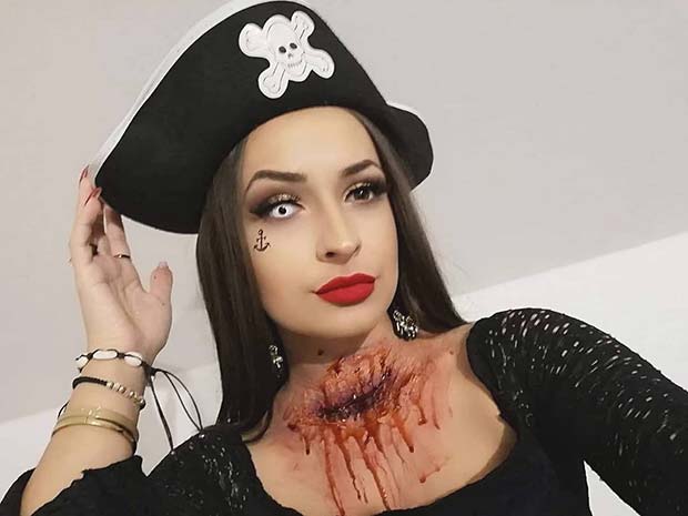 Bloody Pirate Halloween vzhľad