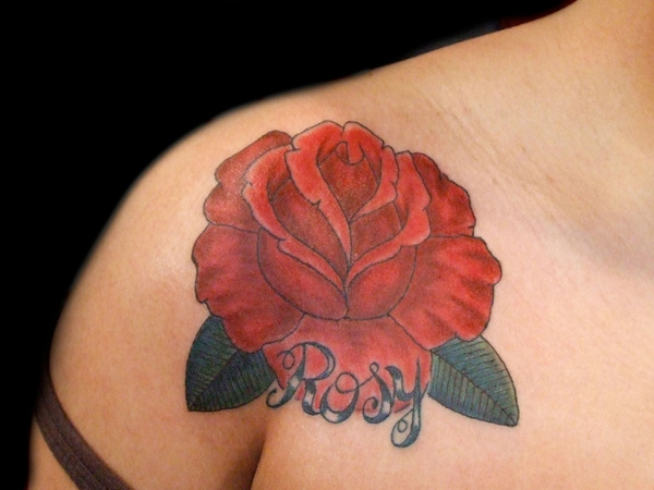 Ružové tradičné ružové tetovanie