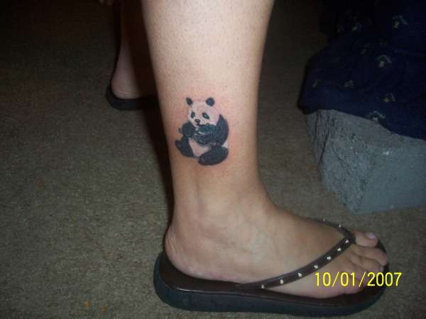 Panda pe picior