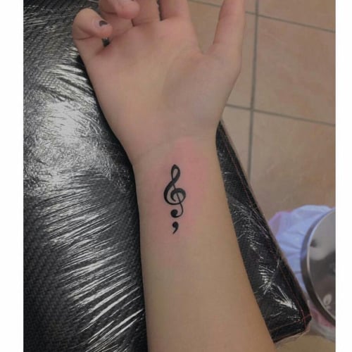 punct și virgulă-muzică-notă-tatuaj