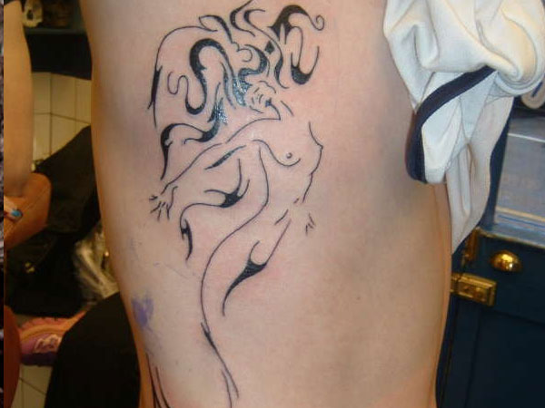 Zaujímavé tetovanie ženskej sily