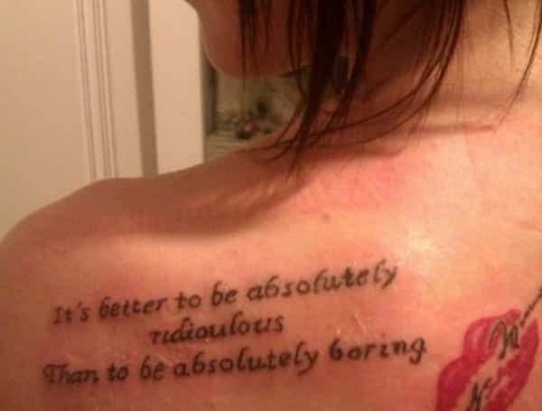 nesprávne napísané tetovanie