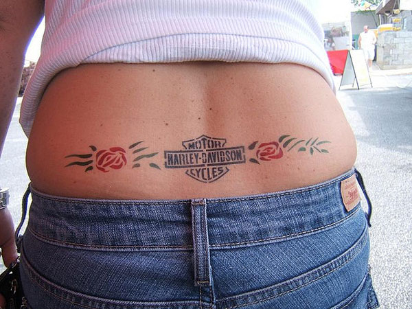 Tetovanie Rose Harley Davidson
