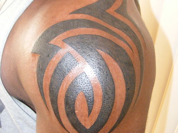 Tatuaj Tribal Design