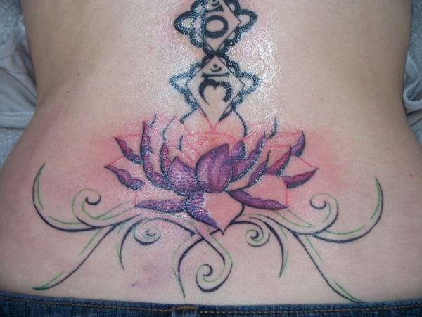 Tatoo Lotus Tattoo