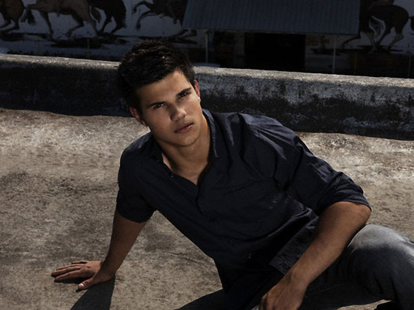 Taylor Lautner Príležitostný obrázok