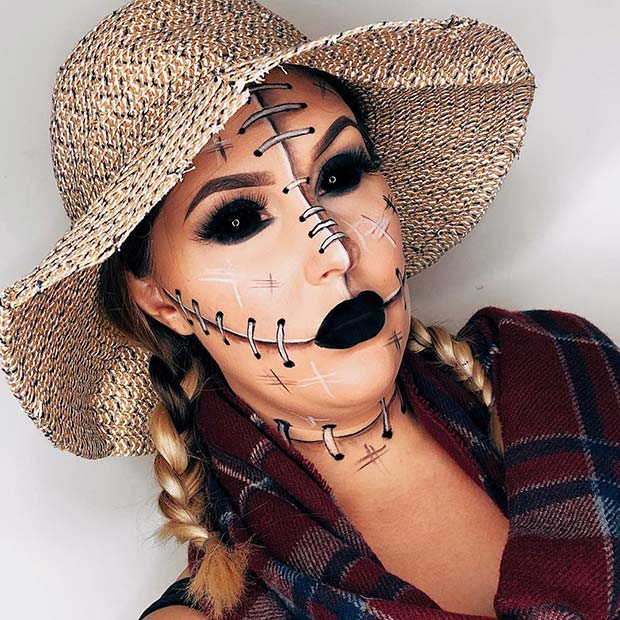 Strašidelný make -up strašiaka na Halloween