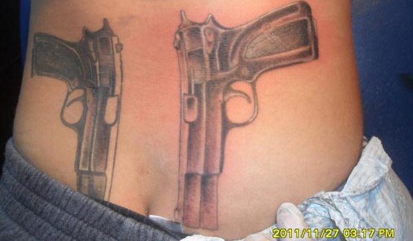 Tetovanie so zbraňou