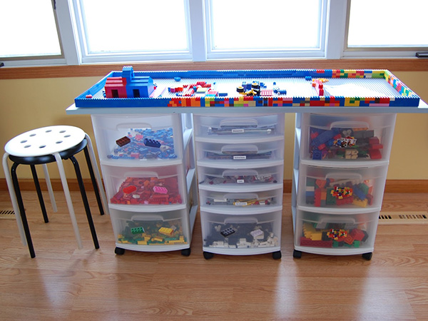 Lego miza za shranjevanje