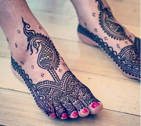 Paisley Foot Henna Idea